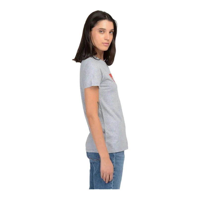 THE PERFECT TEE - Image 2