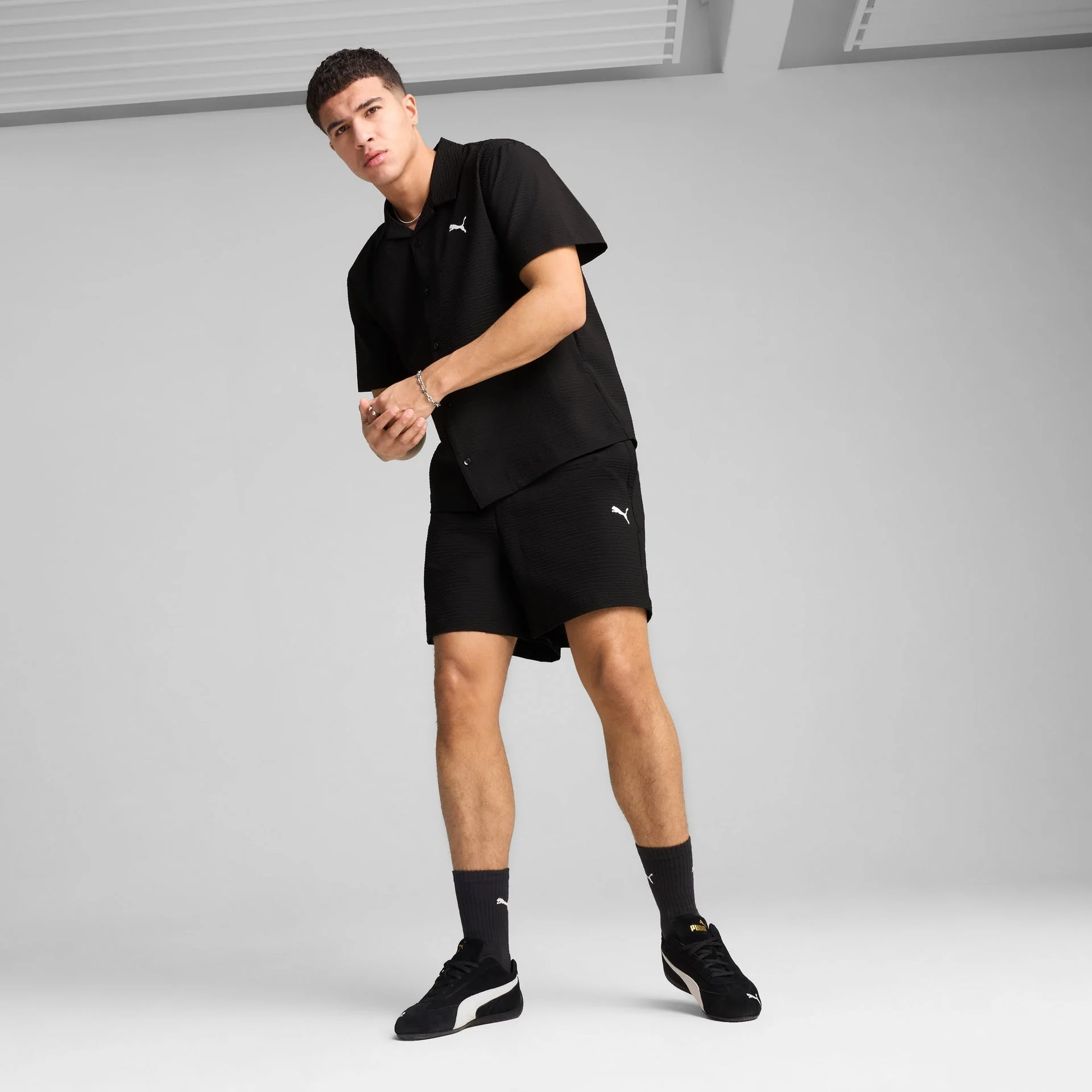 WARDROBE Essentials Seersucker Relaxed Shorts 6 Men - Image 5
