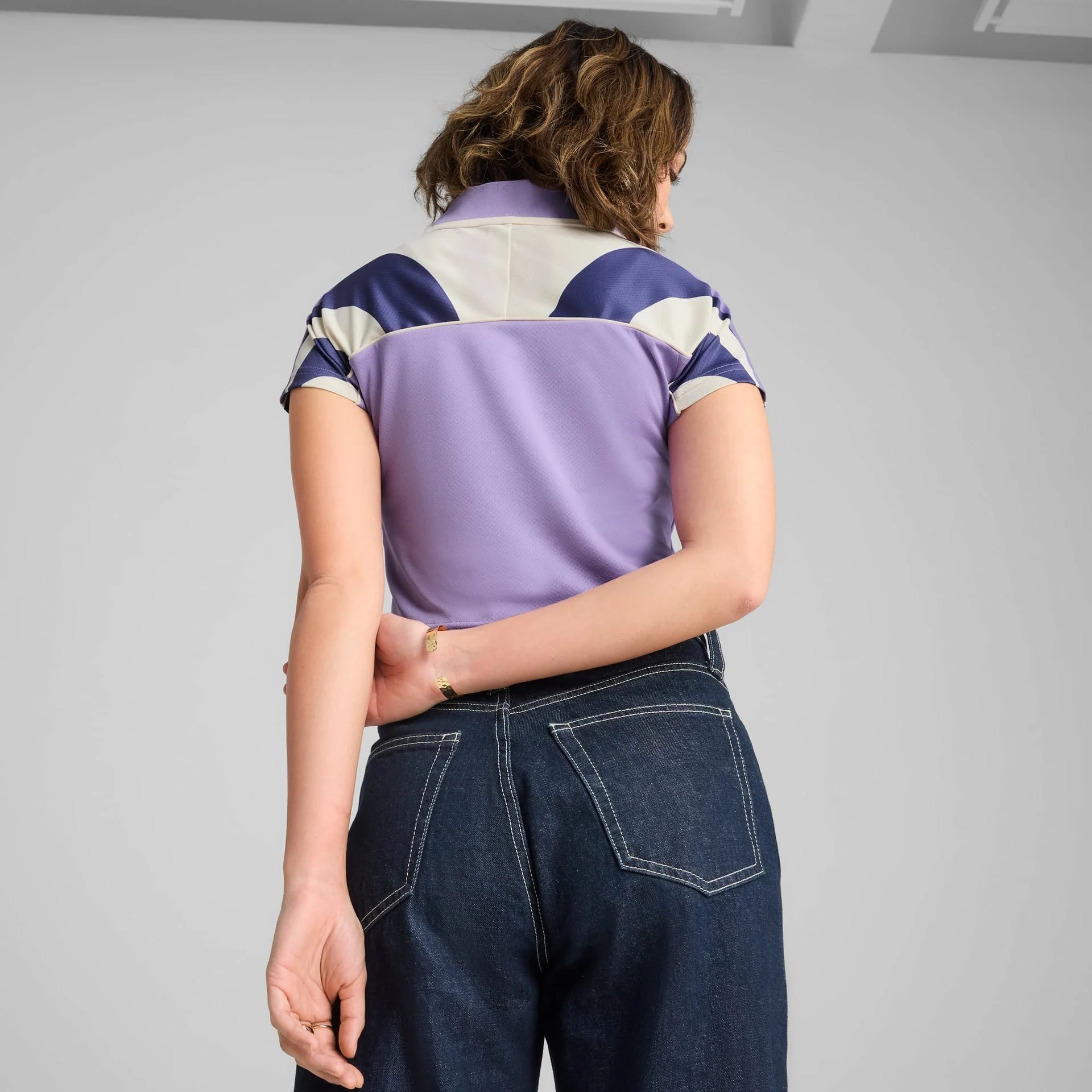 FUTURE.PUMA.ARCHIVE Football Jersey Baby Tee Women - Image 4