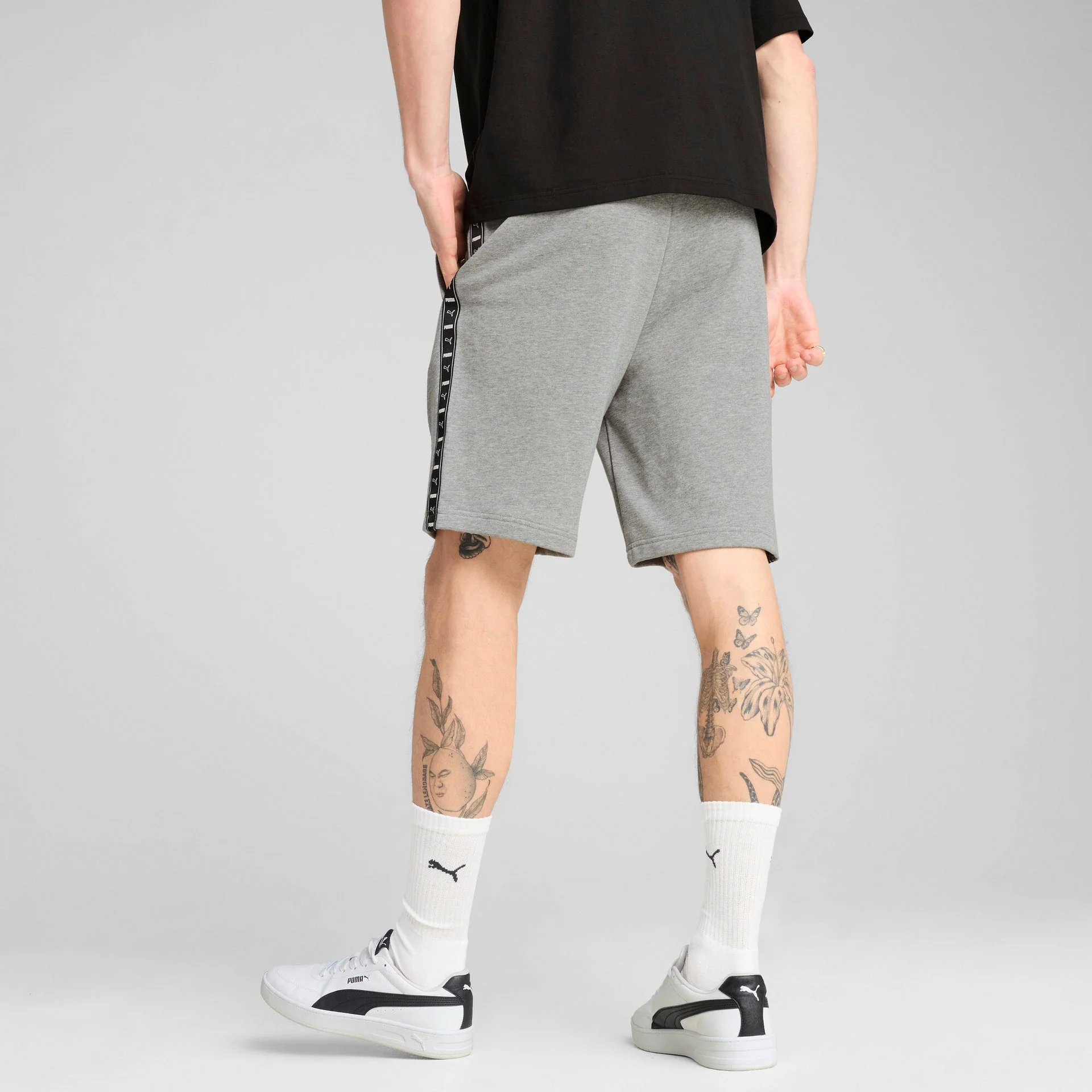 ESS TAPE Shorts 9" T - Image 4