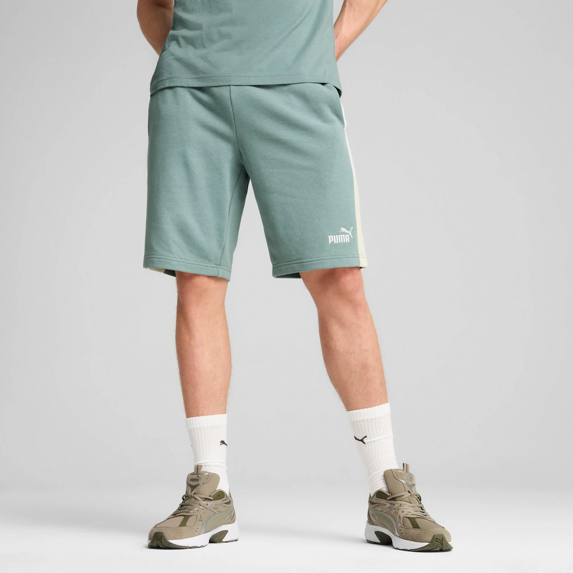 ESS BLOCK Shorts 10"