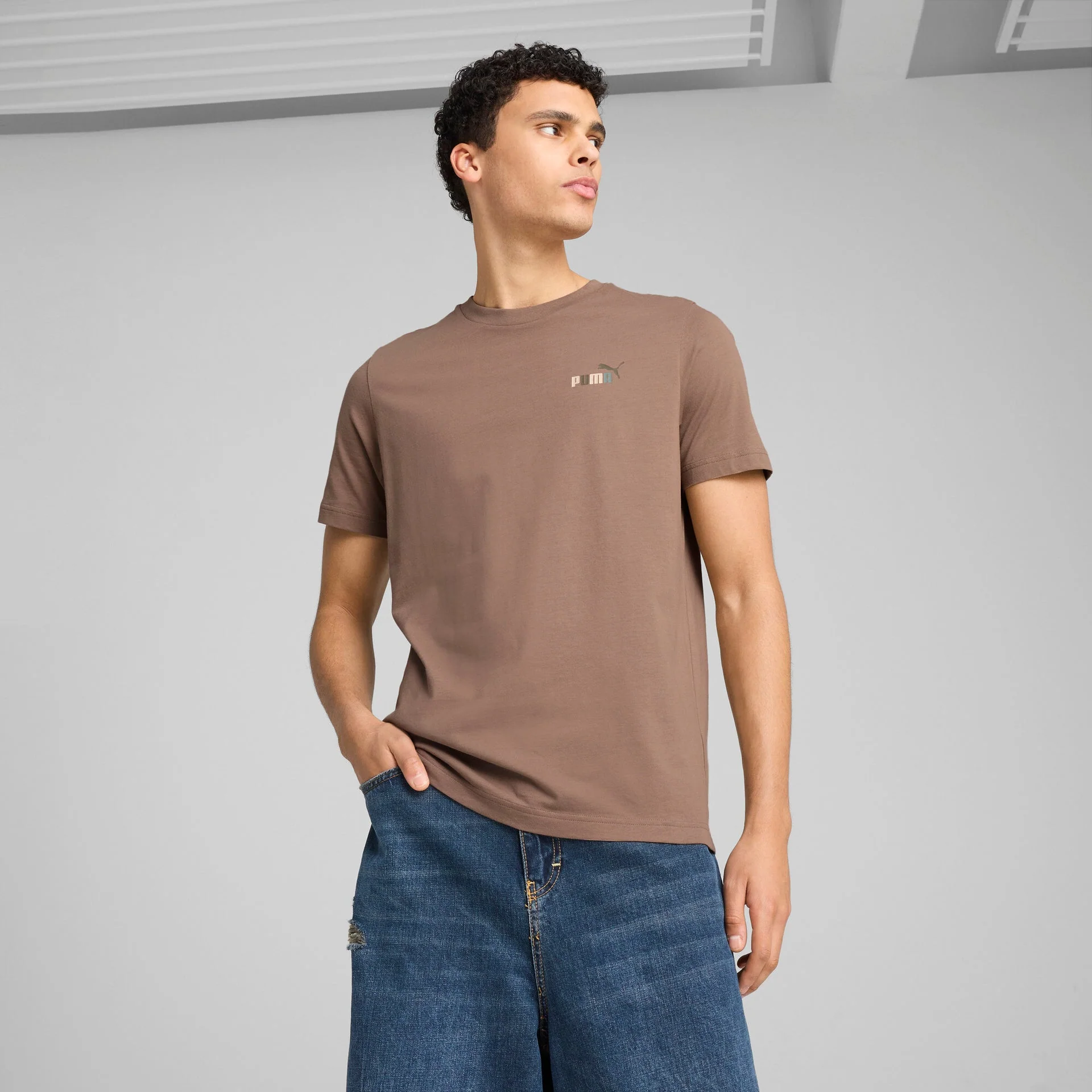 GRAPHICS PUMA Back T