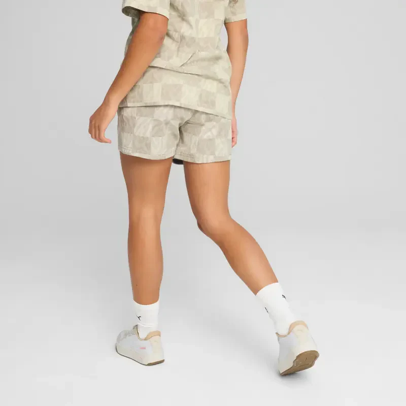 ESS GRAPHIC Mid-Rise 5" Shorts Women - Image 5