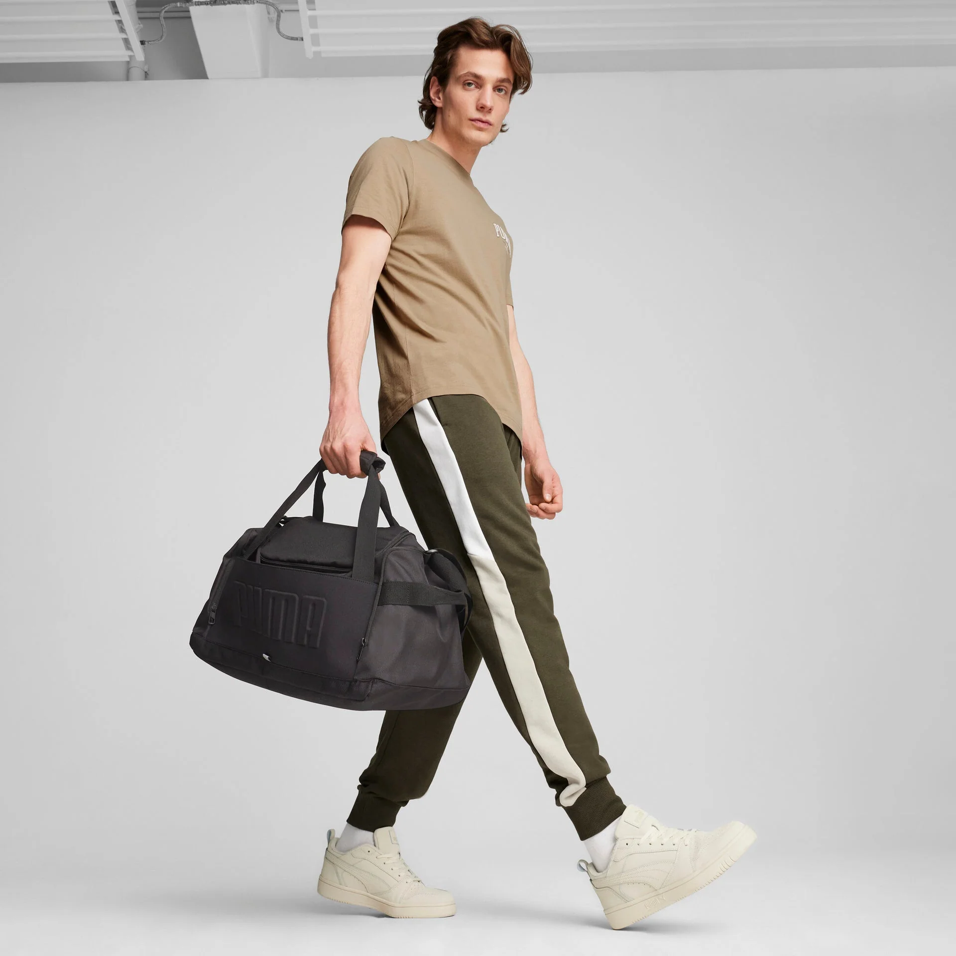 PUMA S Sports Bag - Image 4