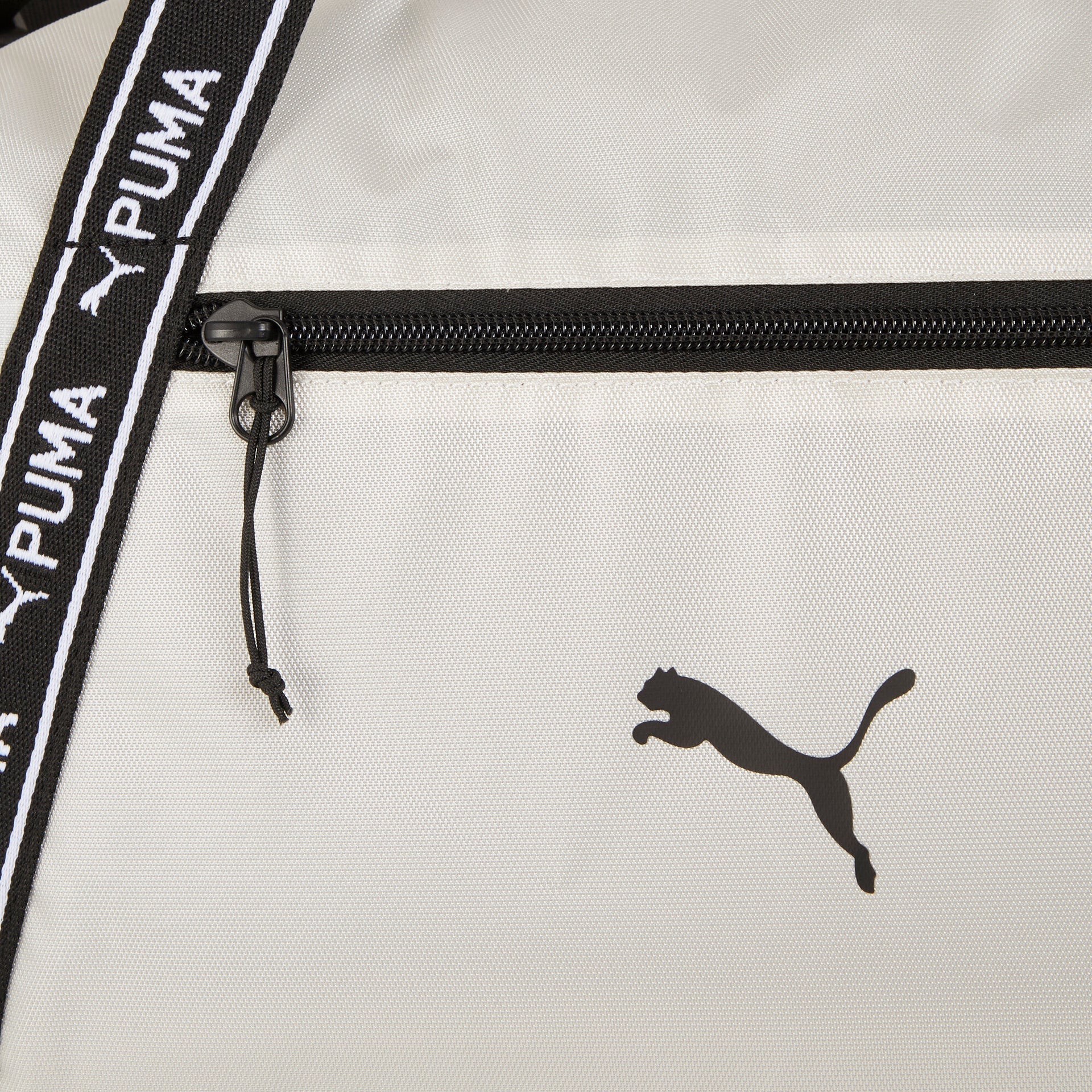 PUMA Essentials 24L Sports Bag - Image 3