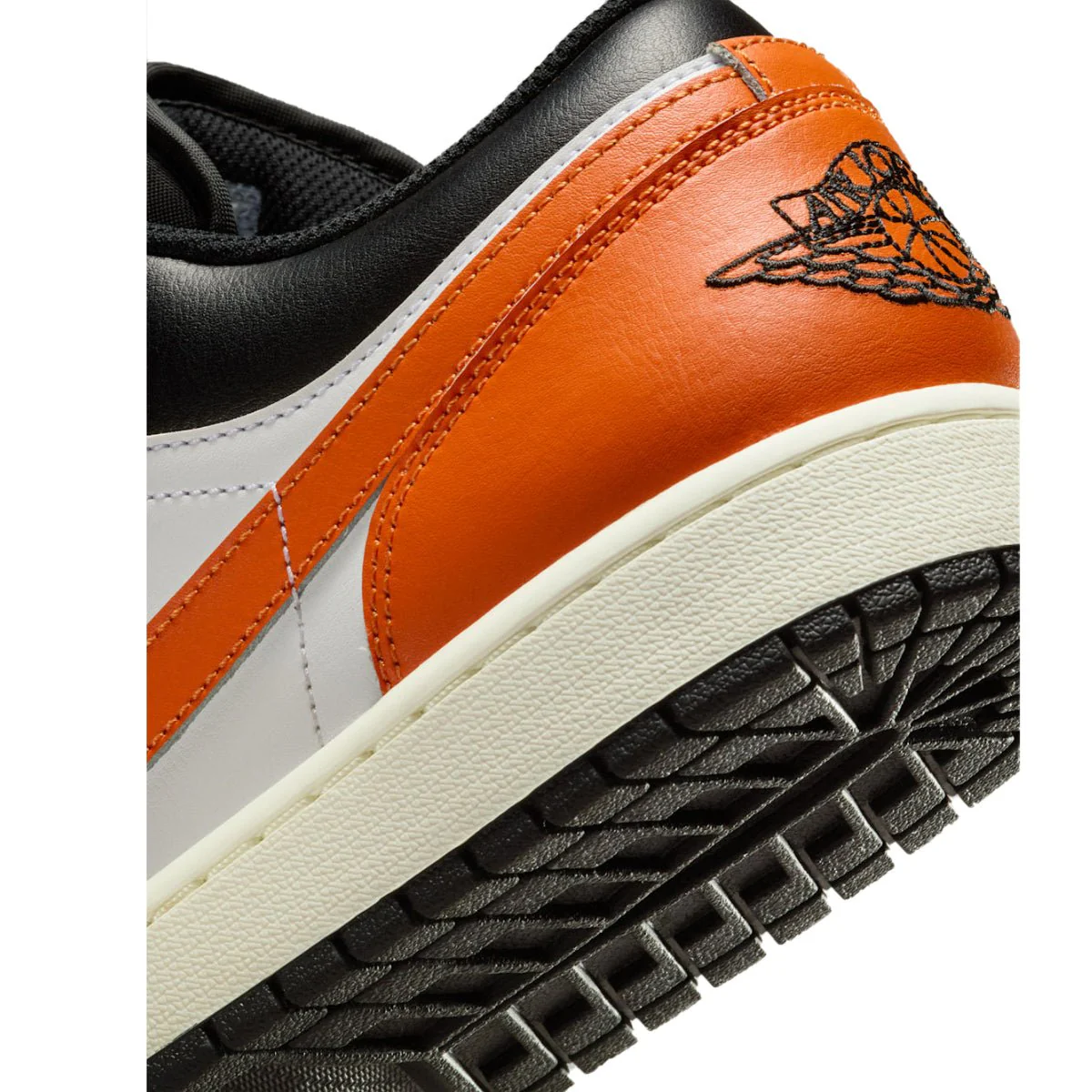 NIKE Air Jordan 1 Low Men's Shoes - Image 6