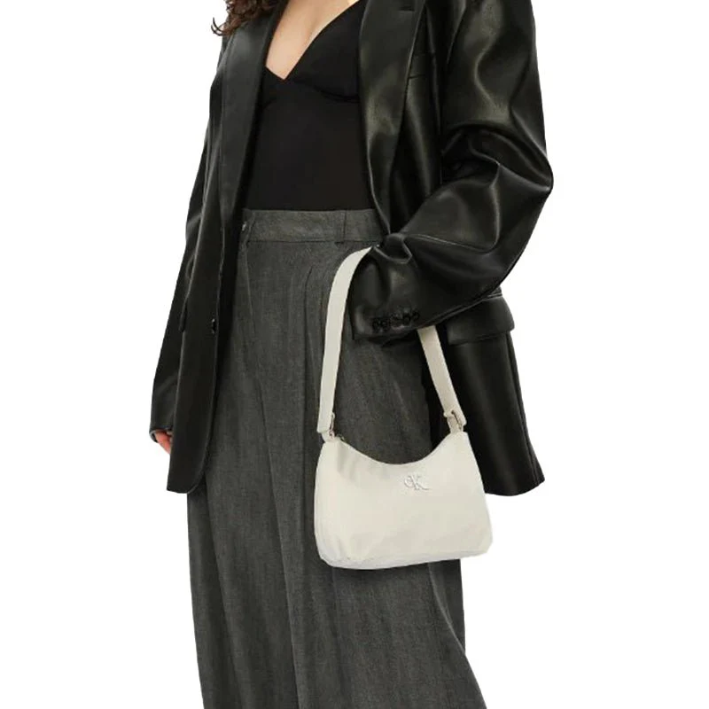 CALVIN KLEIN Nylon Shoulder Bag  CB46 - Image 2