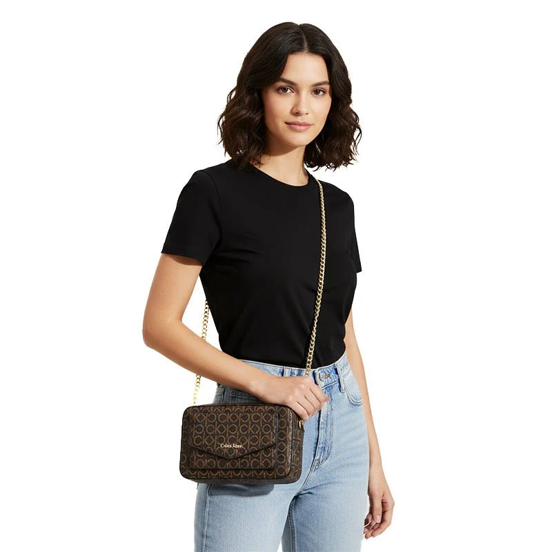 CALVIN KLEIN Must Mono Camera Shoulder Bag CB60 - Image 2
