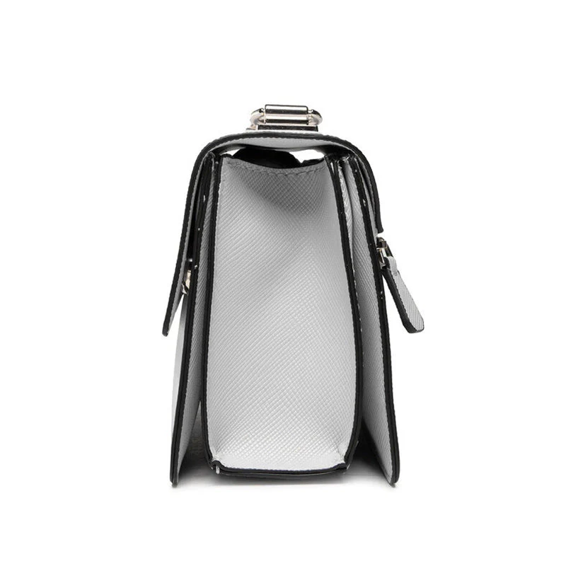 Guess Alexie Crossbody Flap Shoulder bag - Image 4