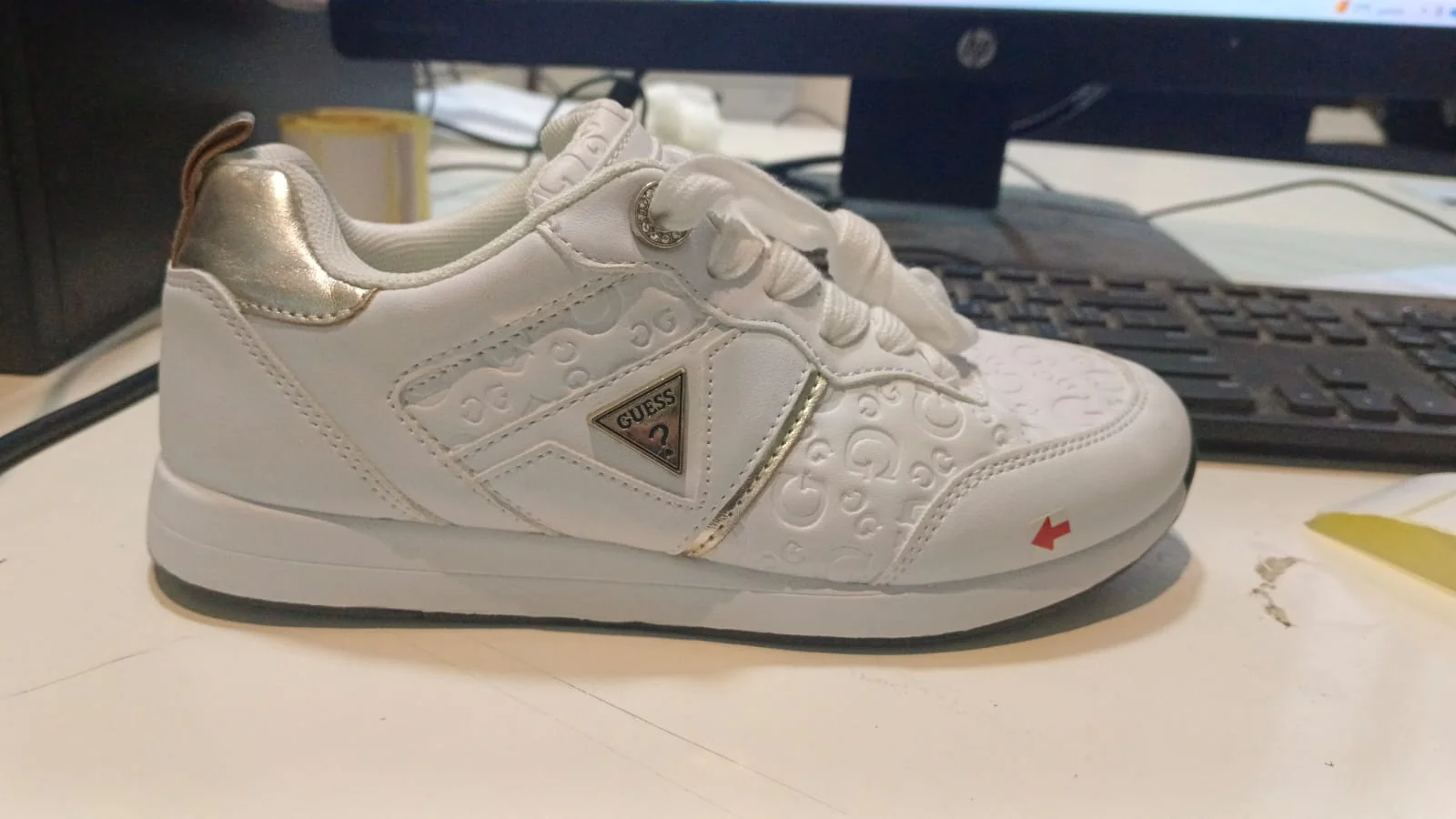 GUESS JAELYNN Sneakers Women GUW529