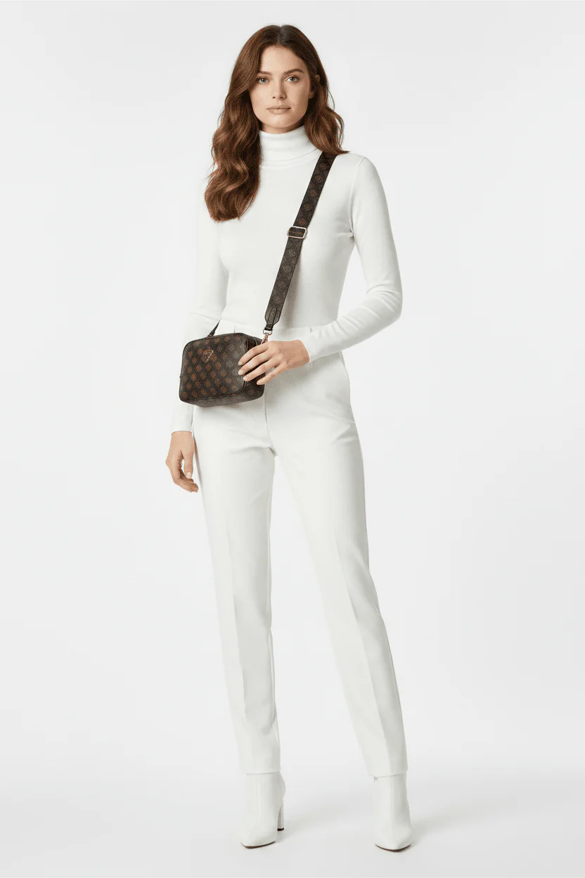 GUESS Meridian Camera Bag Dove Logo - Image 2