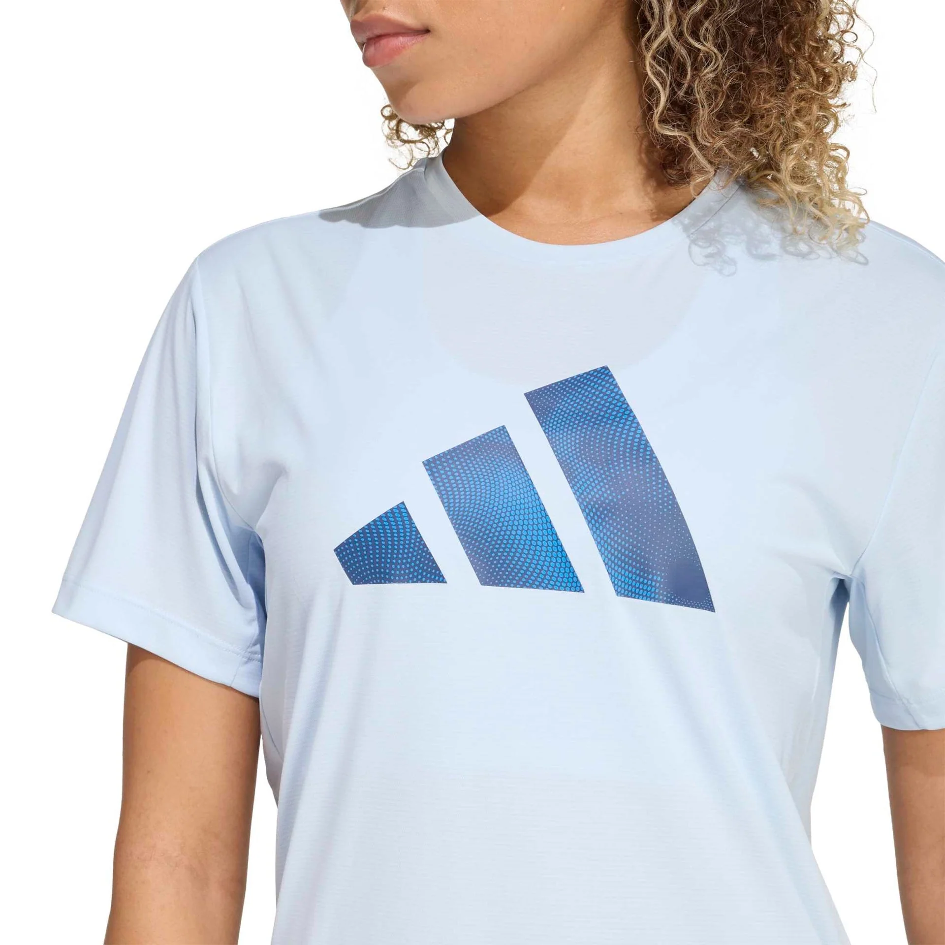 adi365 Running Essentials Brand Love T-shirt - Image 6