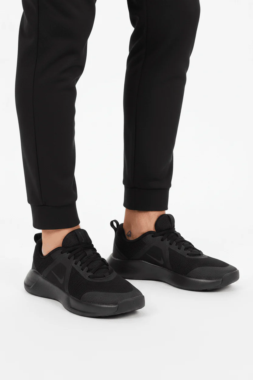 NIKE MC Trainer 3 Women's Workout Shoes - Image 2