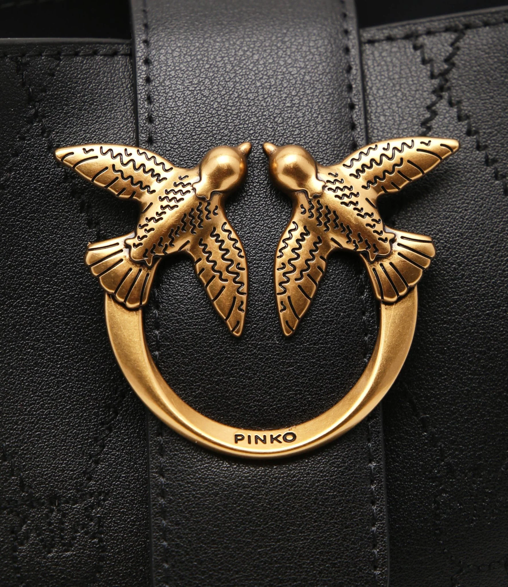 PINKO LOVE BUCKET WAVE LOGO – black PB75 - Image 3