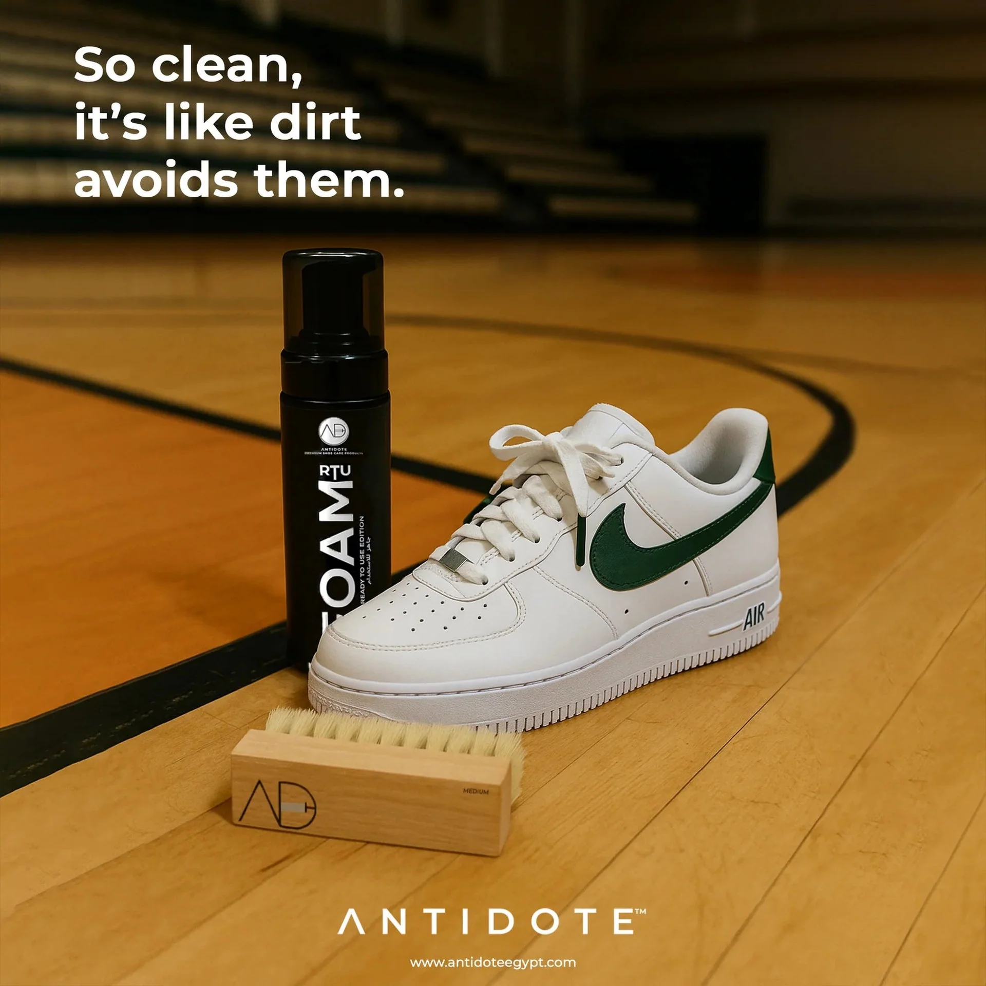 RTU FOAM SHOE CLEANER 200ML - Image 3