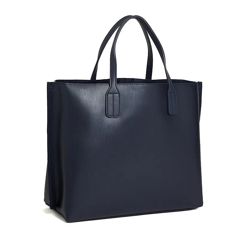 TOMMY HILFIGER ICONIC LOGO SHOULDERBAG -Navy- TB5 - Image 5