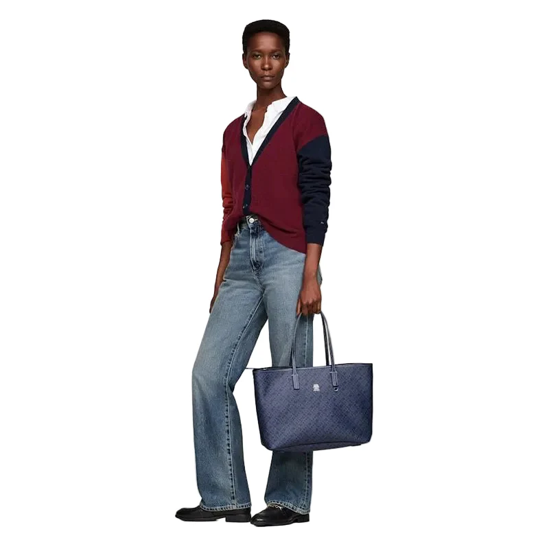 TOMMY HILFIGER Monoplay Removable Laptop Pouch TB75 - Image 2