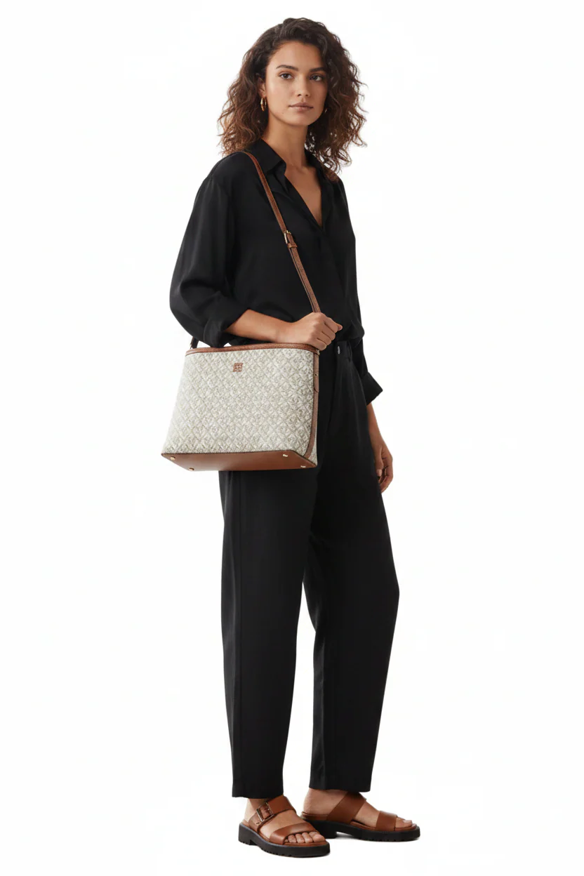 TOMMY HILFIGER Monoplay Shoulder Bag with Pouch TB168 - Image 2