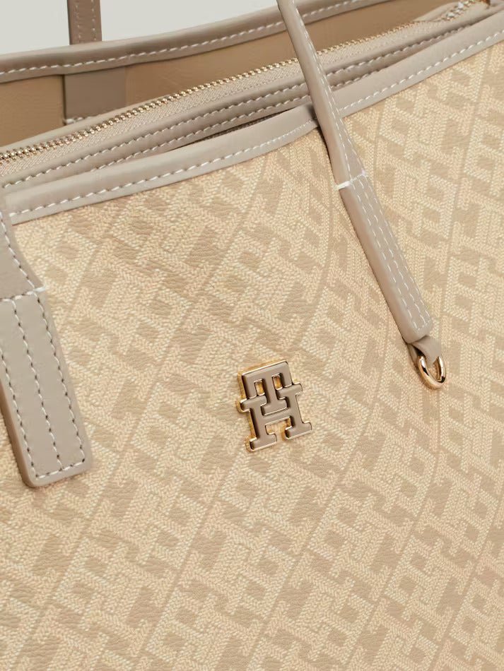 TOMMY HILFIGER TH Monoplay Removable Tote TB183 - Image 4