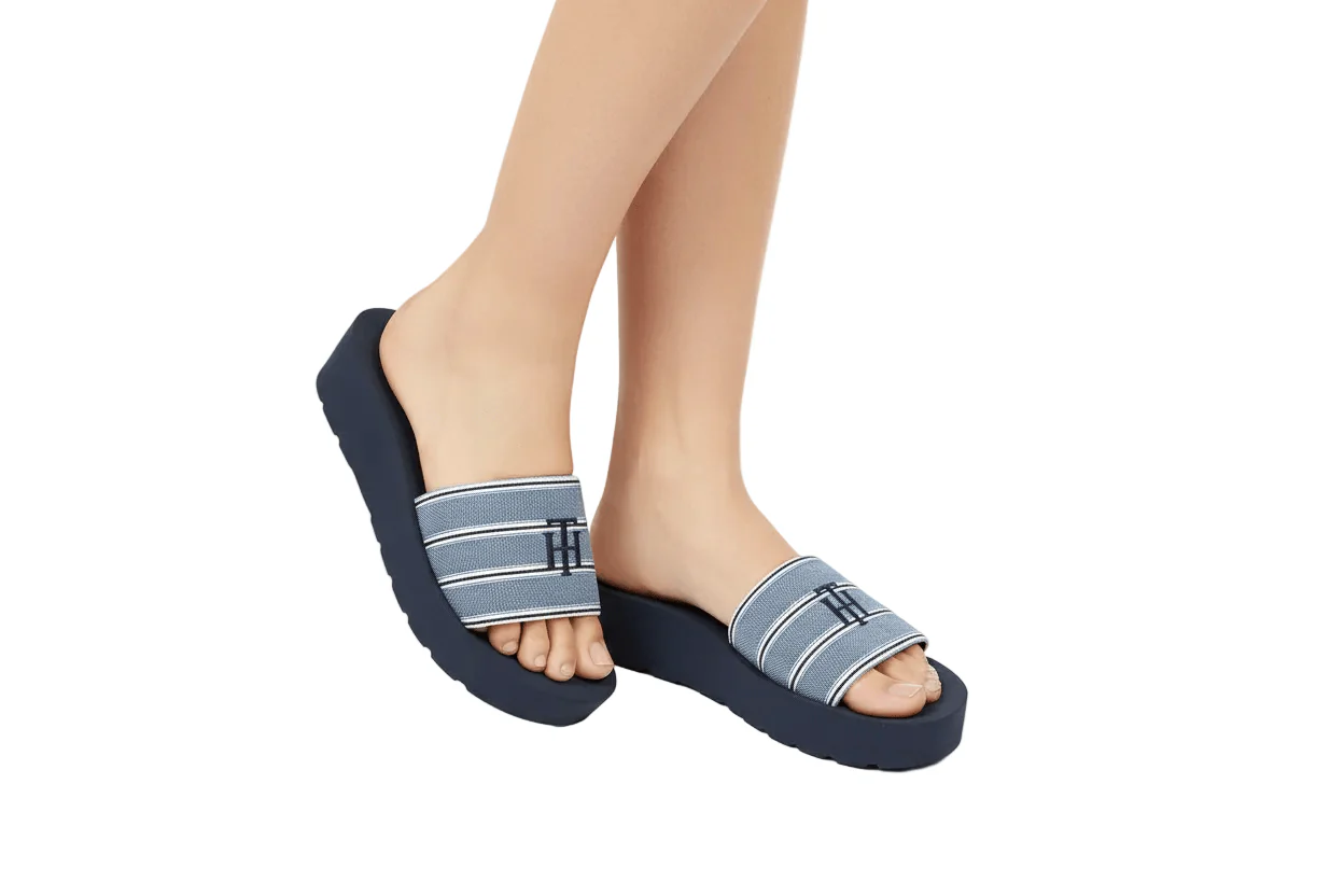 TOMMY HILFIGER Women’s Slide Sandals – Stylish and Comfortable Platform SLW90 - Image 2