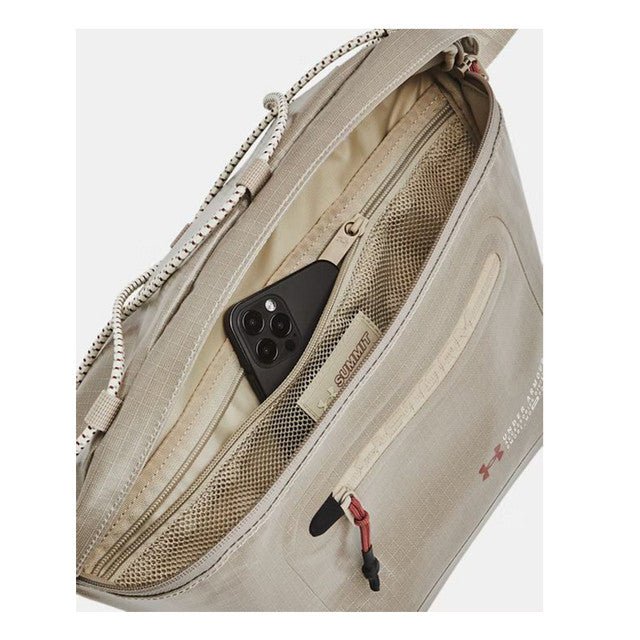 UNDER ARMOUR Unisex UA Summit Waist Bag - Image 3