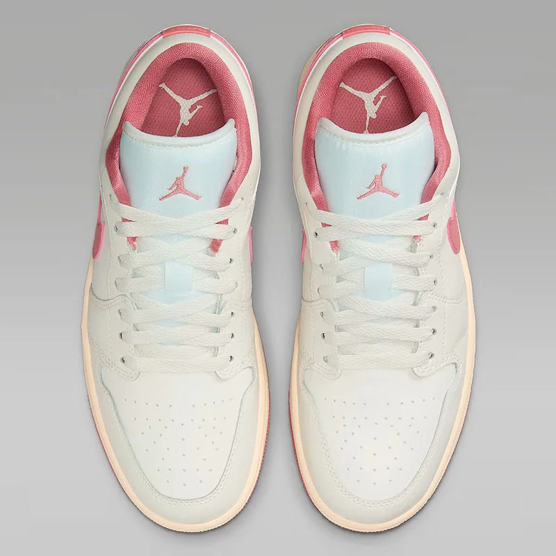 NIKE WMNSAIRJORDAN1LOW - Image 3